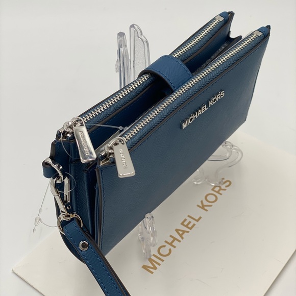 MICHAEL KORS LARGE DOUBLE ZIP WRISTLET WAllet Teal Color - Picture 4 of 16